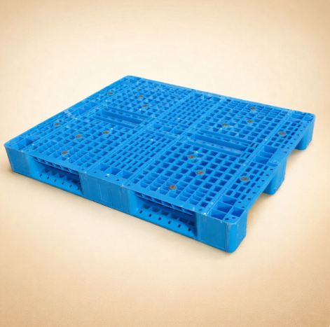 plastic pallet